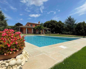 Roman Villa with private Pool and park Sutri